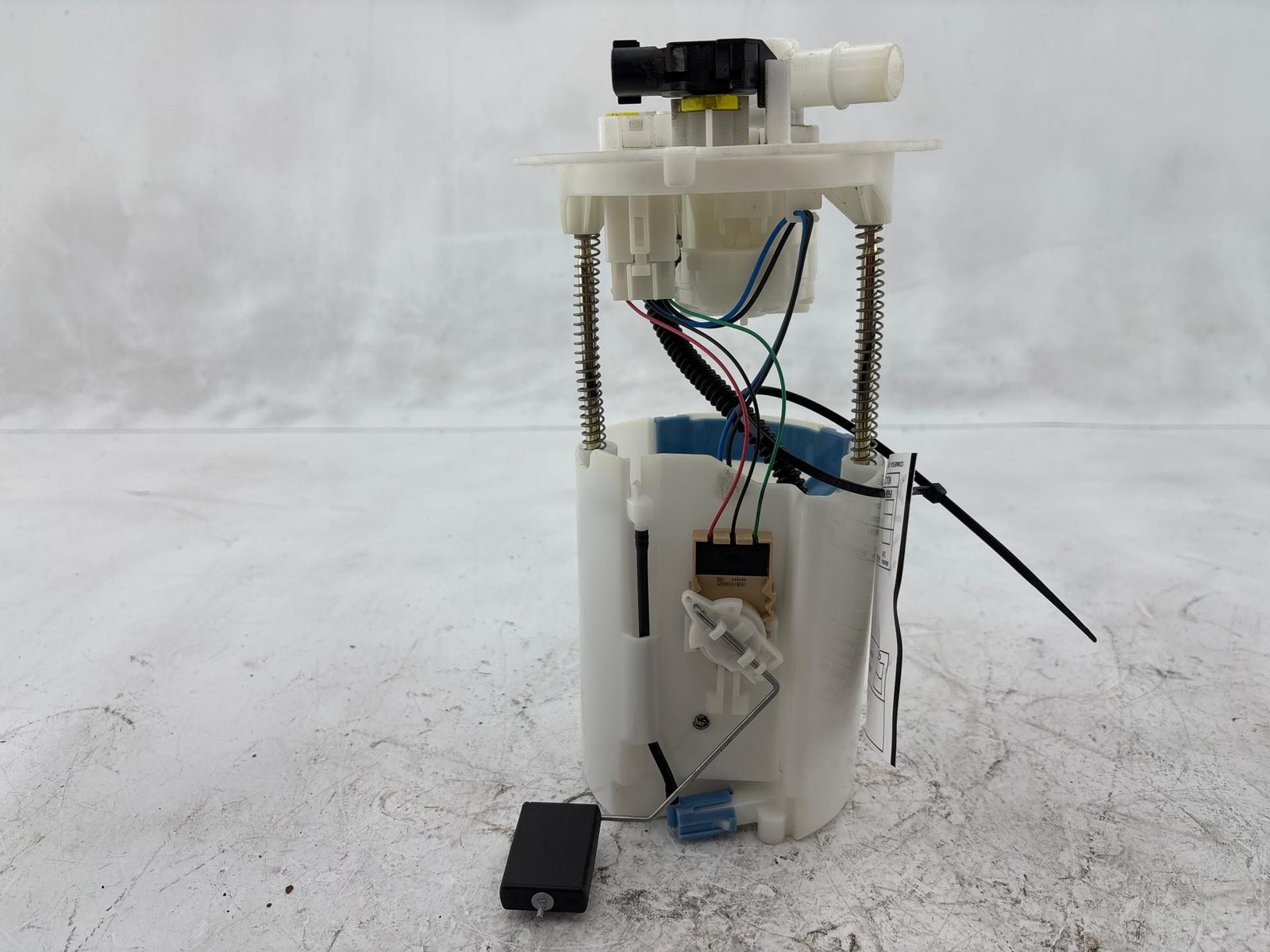 2016-2022 Toyota Prius Prime 1.8L Fuel Gas Tank Pump Sending Unit OEM