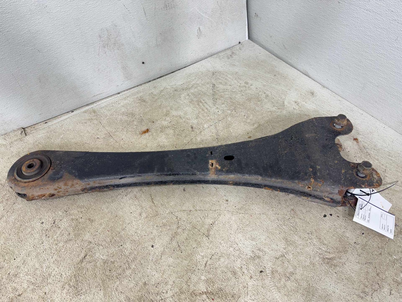2008 Ford F-350 4WD Front Left Lower Radius Control Arm OEM