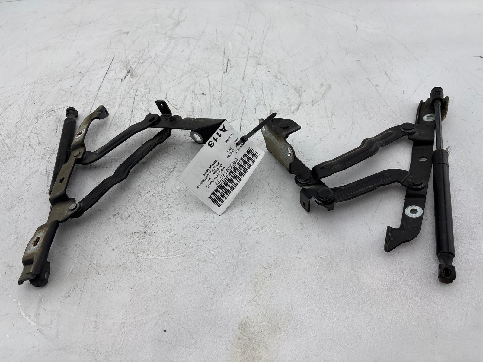 2007-2010 Chrysler 300 Front Left & Right Hood Hinge OEM