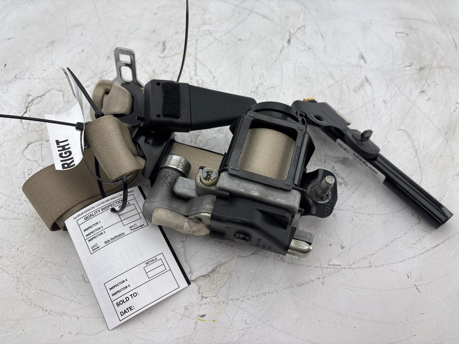 2016-2018 Lincoln MKX Front Right Seat Belt Retractor OEM