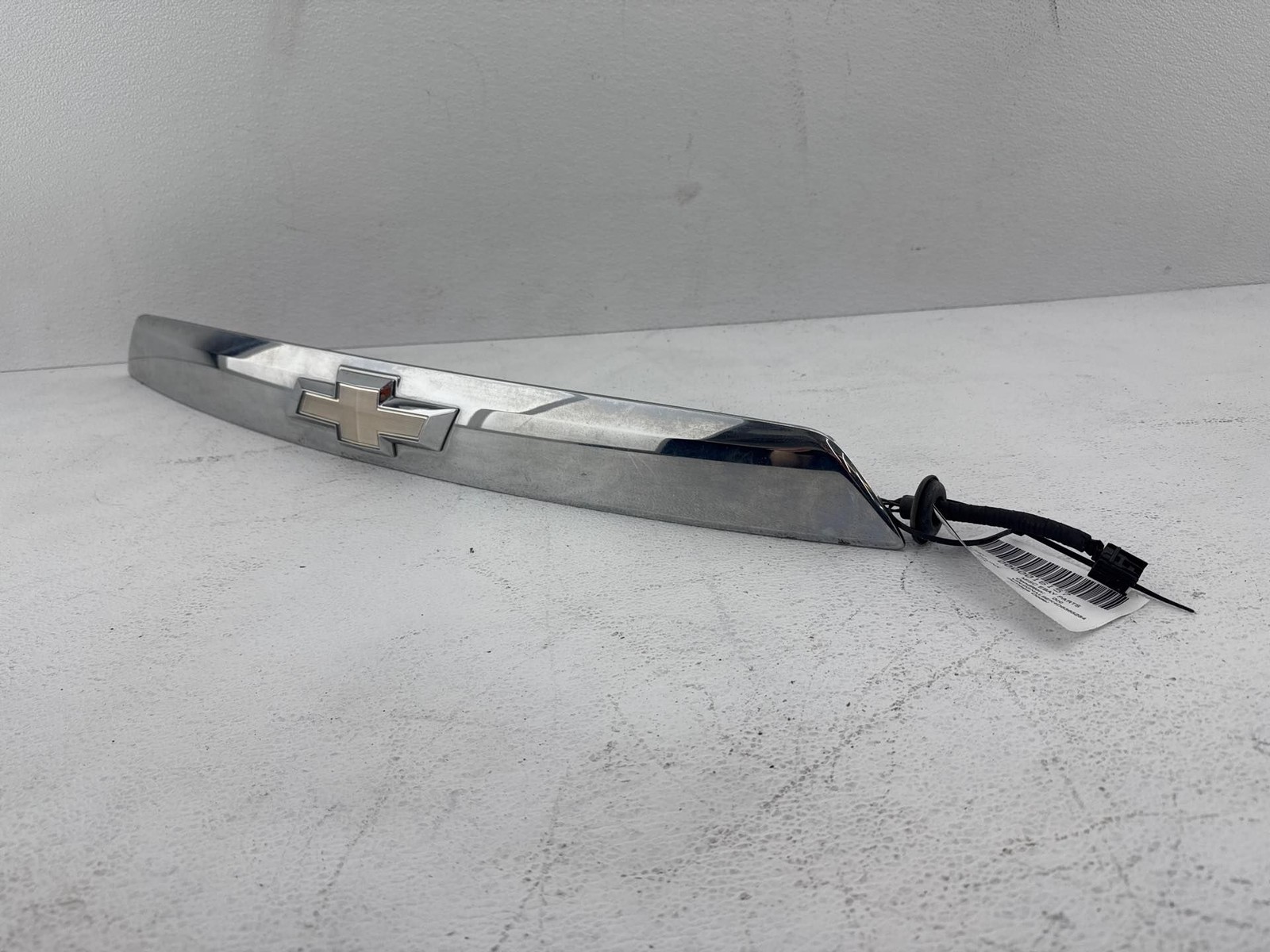 2010-2015 Chevrolet Equinox Liftgate Tailgate Trim Molding Chrome OEM