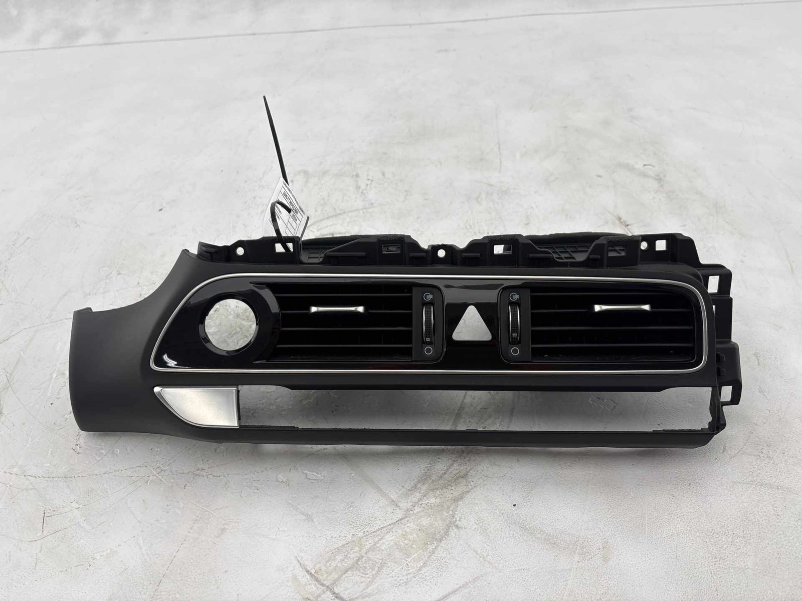 2019-2021 Genesis G70 Dashboard Dash A/C Vent With Trim Assembly OEM
