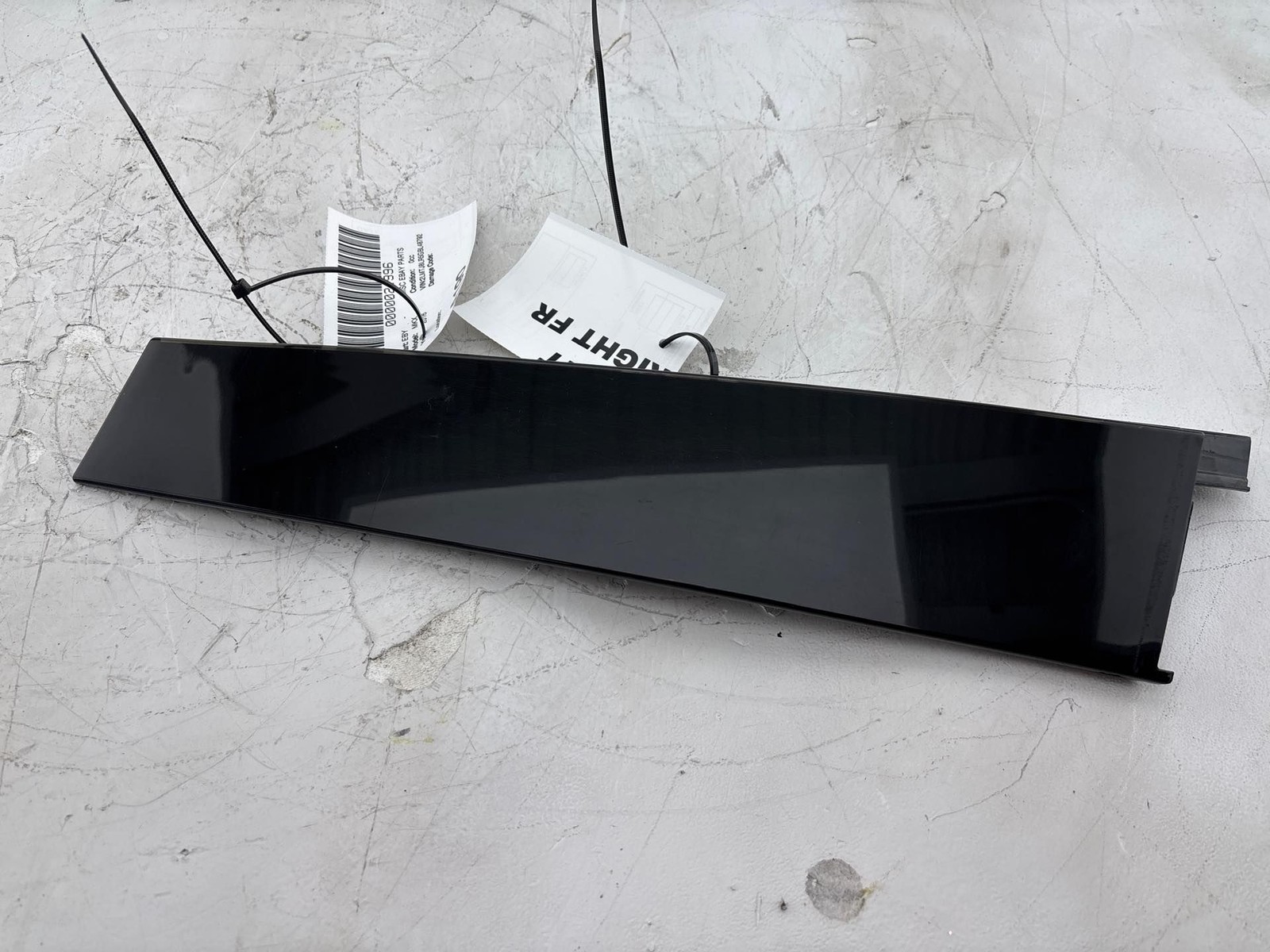 2016-2017 Lincoln MKX Rear Right Door Applique Molding OEM