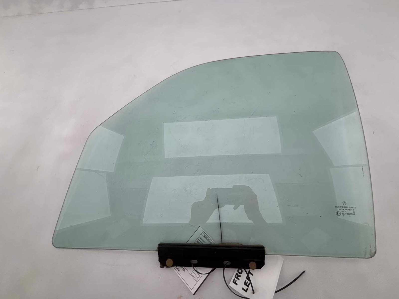 2002-2006 Jeep Liberty Front Left Door Window Glass OEM