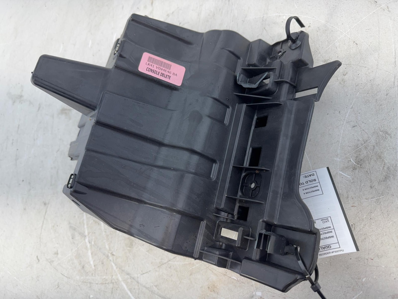 2020-2024 FORD TRANSIT 250/350/150 FRONT CENTER DASH LOWER PANEL OEM