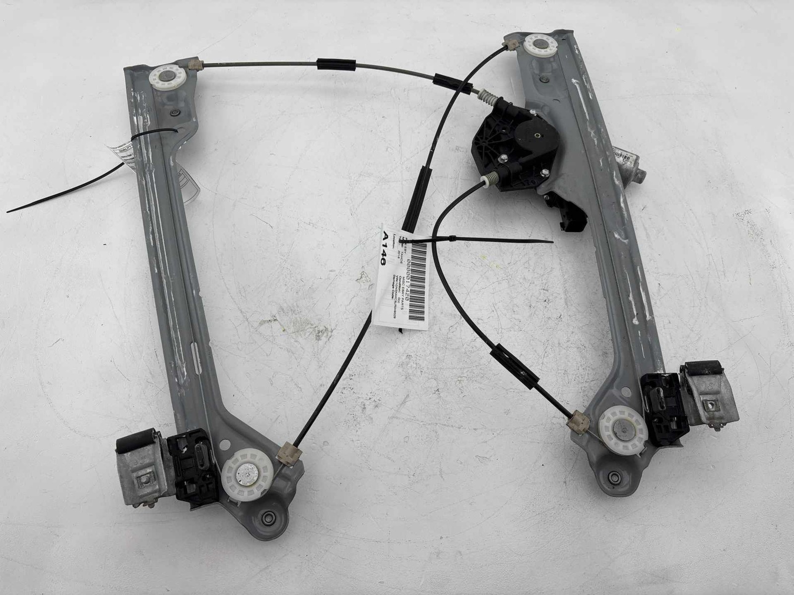 2015 - 2020 Chevrolet Tahoe Front Right Door Window Regulator W/ Motor OEM