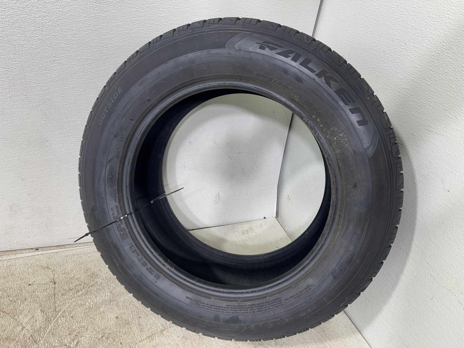 Falken ZIEX ZE950 A/S Used Tire 245/60 R18 105H M+S 9/32