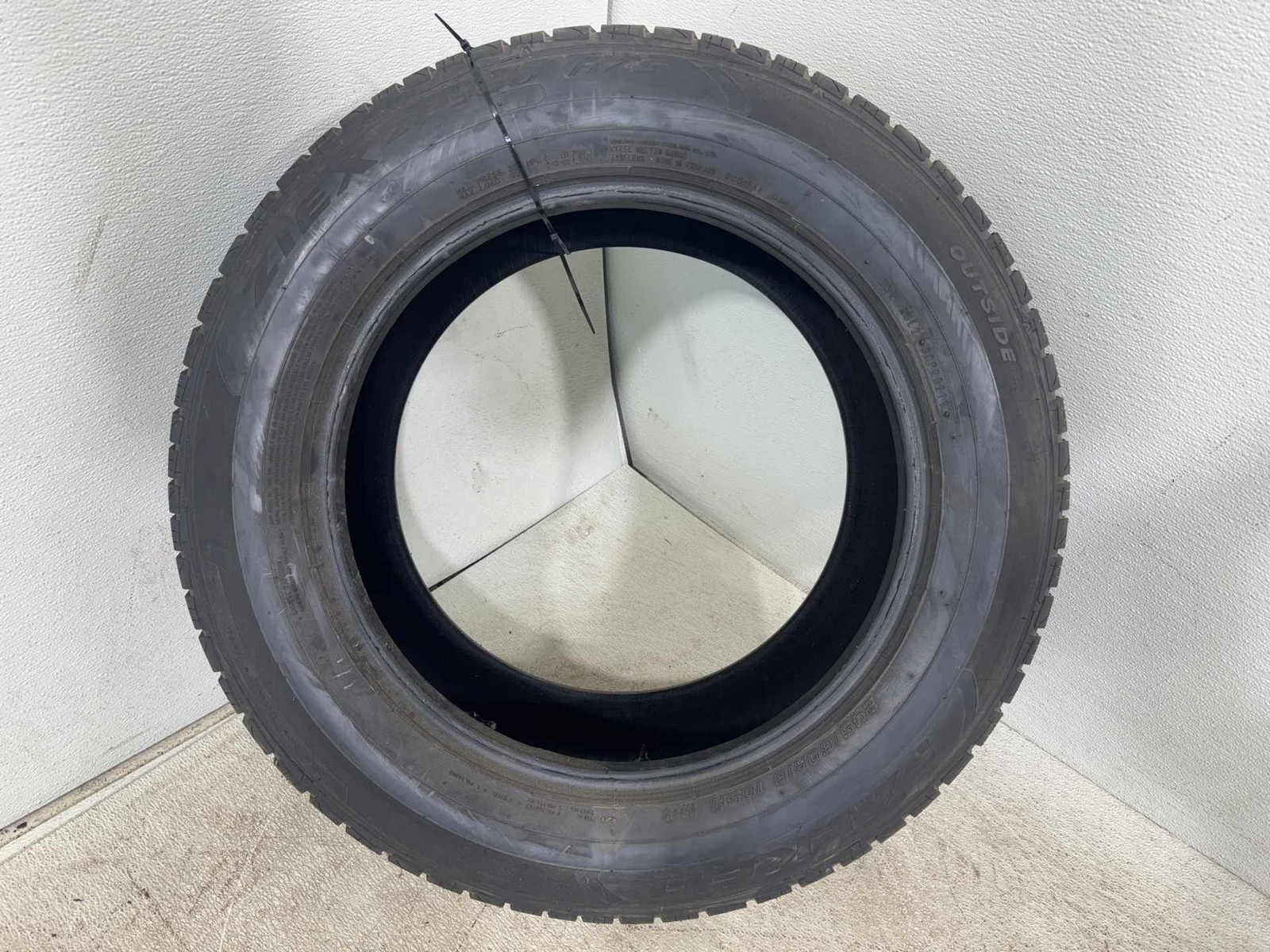 Falken ZIEX ZE950 A/S Used Tire 245/60 R18 105H M+S 8/32