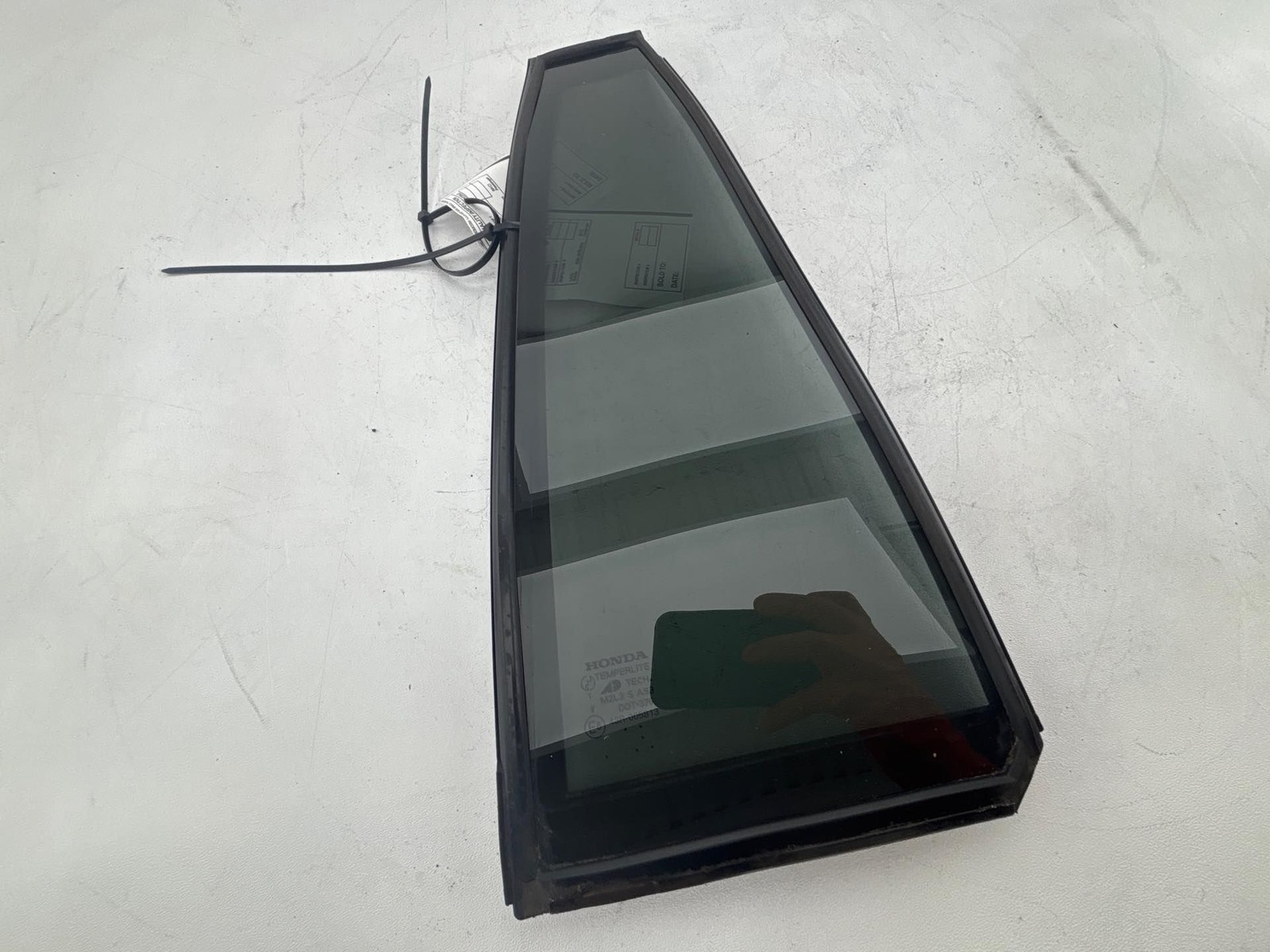 2003-2008 Honda Pilot Rear Right Door Vent Window Glass OEM