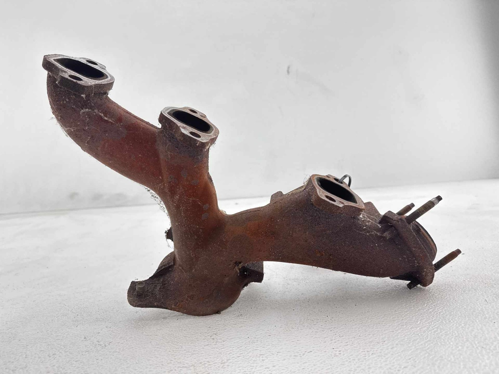 2006 - 2011 Chevrolet Impala 3.5L Engine Rear RH Exhaust Manifold OEM