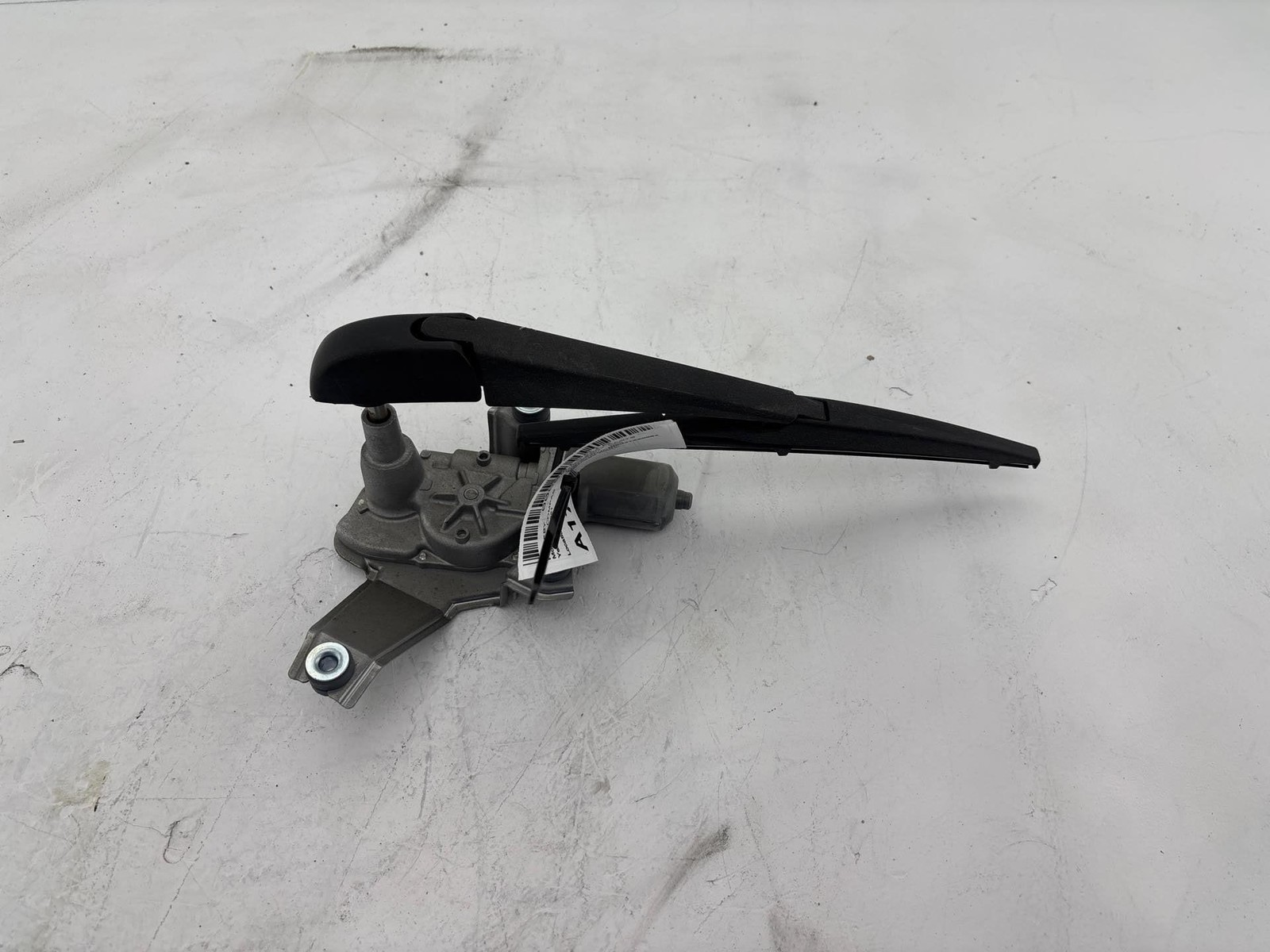 2017-2024 Jeep Compass Rear Windshield Wiper Motor W/ Arm OEM