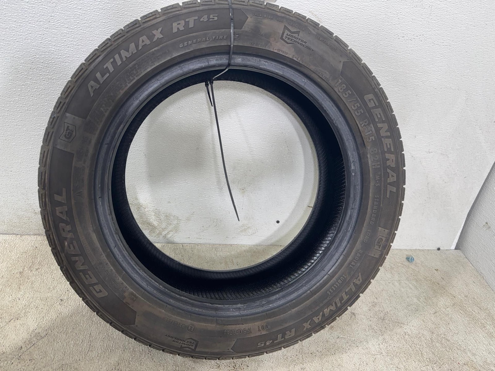 Used 185/55R15 General Altimax RT45 82H-8/32