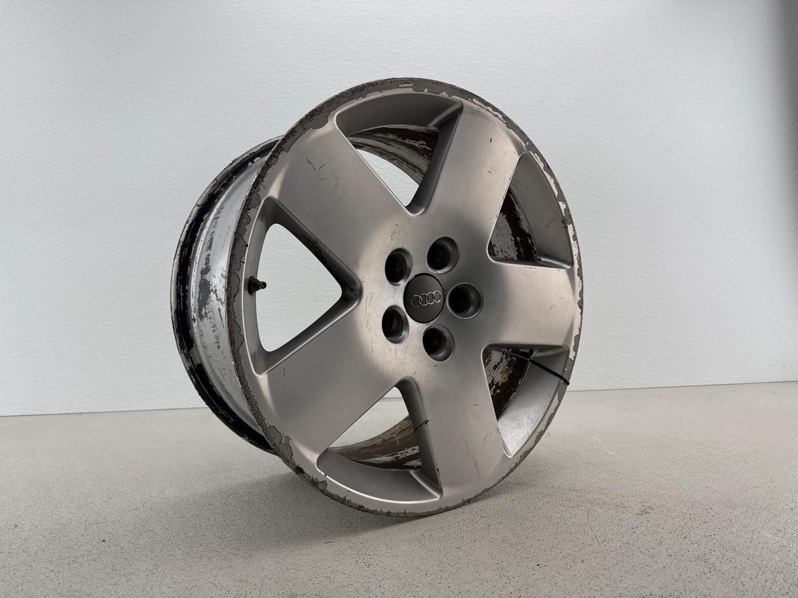2003-2010 A8 Audi Wheel Rim 18x8.5J OEM 4E0601025
