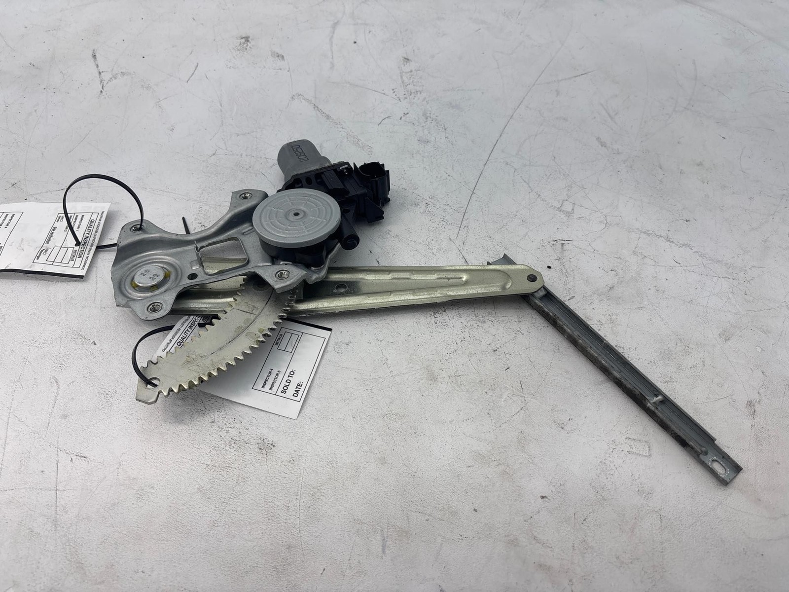 2011-2017 Nissan Juke Rear Right Door Window Regulator OEM