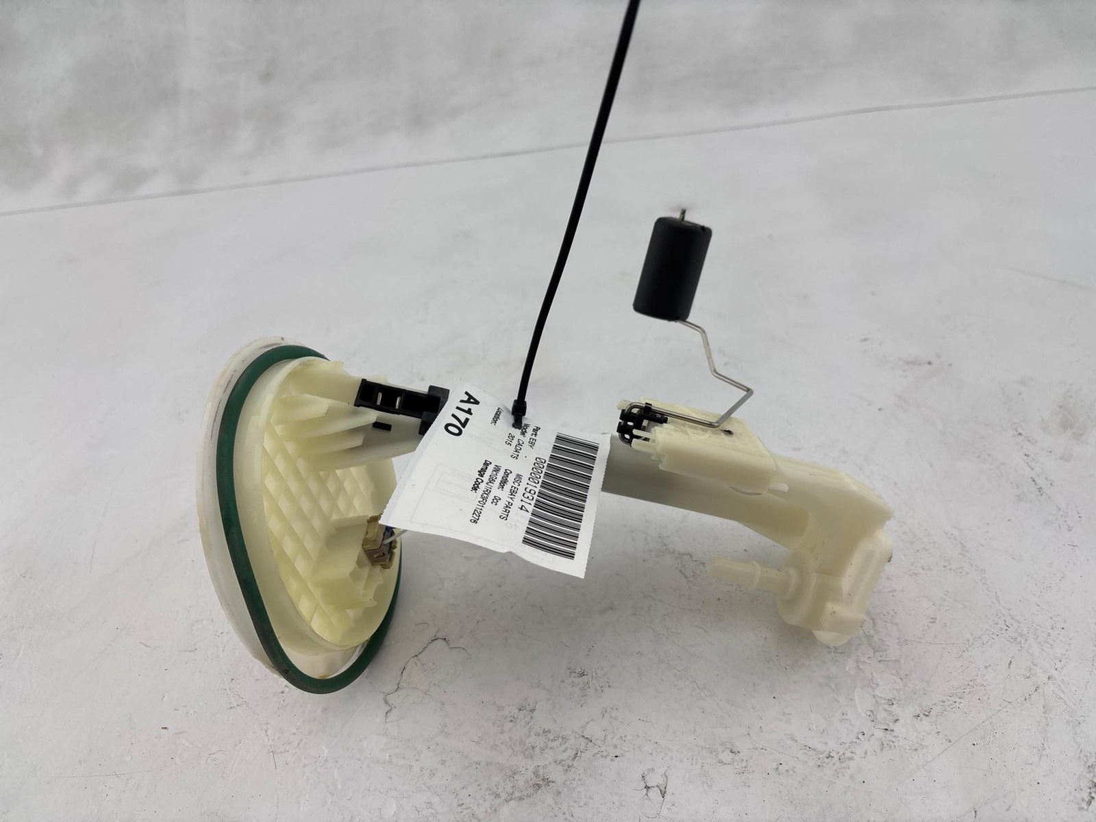 2015-2018 Cadillac ATS Fuel Gas Tank Pump Lever Sensor Sending Unit OEM