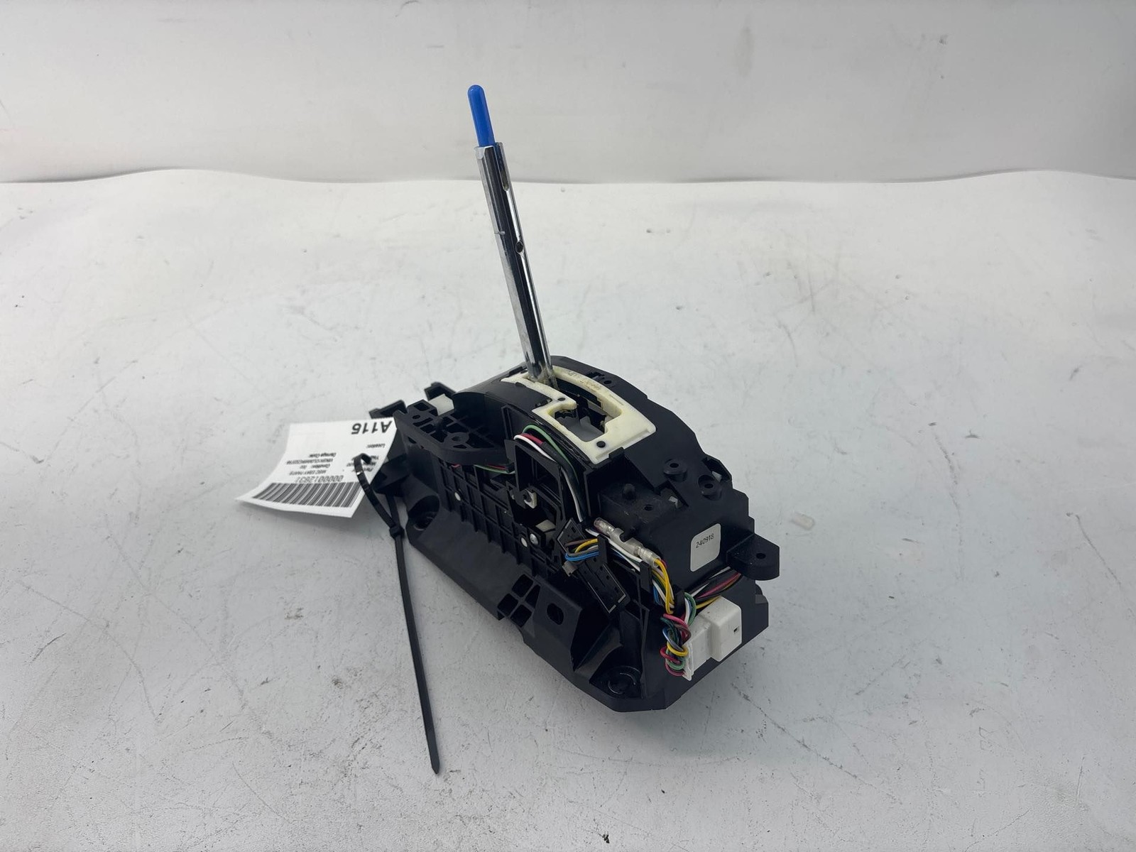 2016 - 2020 INFINITI QX60 AUTOMATIC TRANSMISSION GEAR SHIFT SHIFTER LEVER OEM