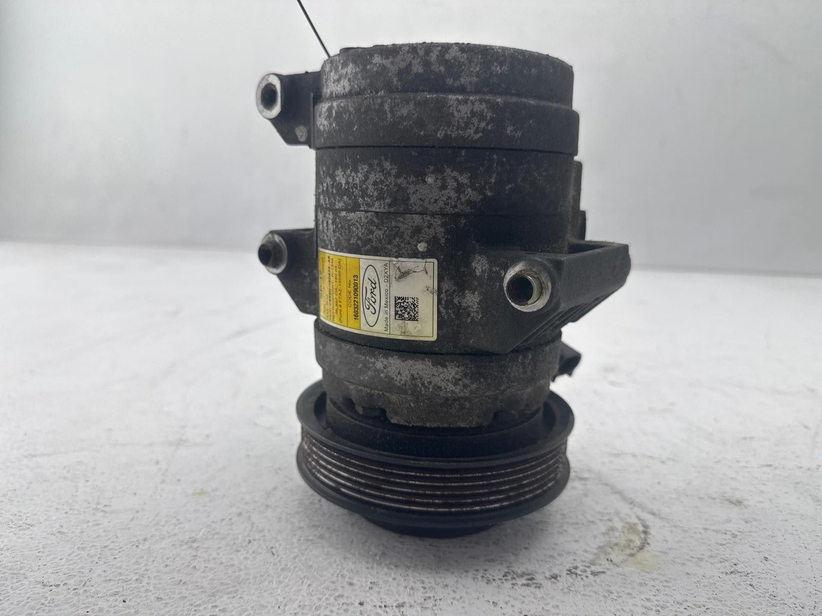 2006 - 2012 Ford Fusion 2.5L A/C Air Conditioning Compressor OEM
