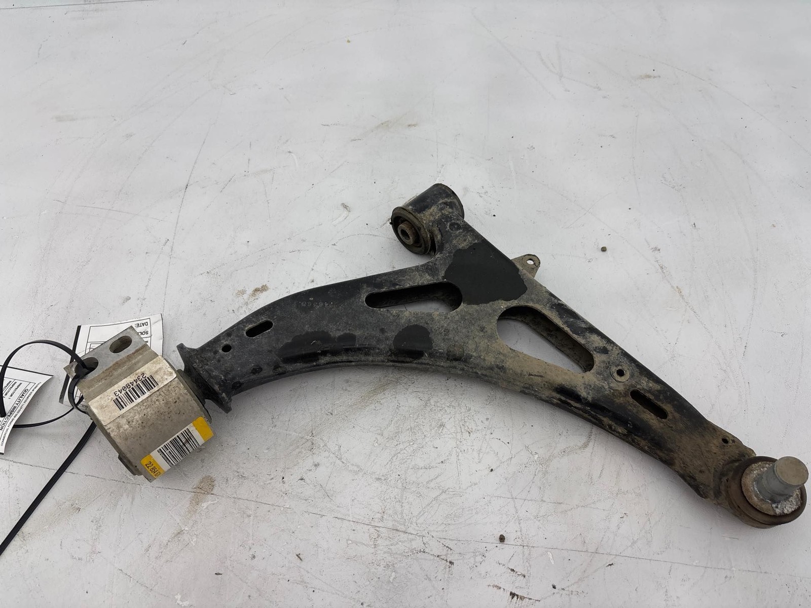 2014 - 2020 CHEVROLET IMPALA FRONT RIGHT PASSENGER SIDE LOWER CONTROL ARM OEM