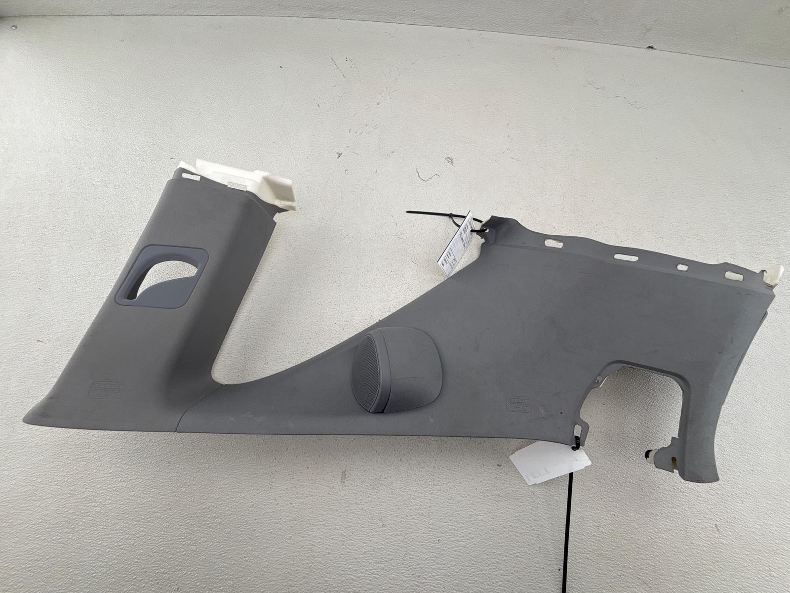 07-13 ACURA MDX REAR QUARTER LEFT SIDE UPPER PILLAR TRIM COVER GARNISH GRAY