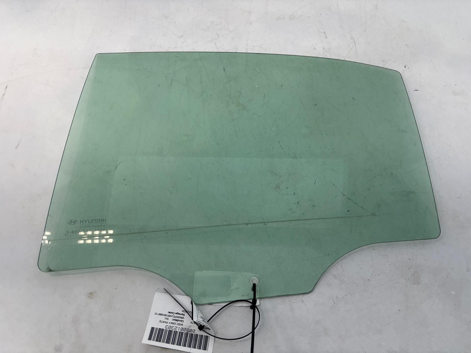 2006 - 2010 HYUNDAI SONATA REAR LEFT DRIVER SIDE DOOR WINDOW GLASS OEM