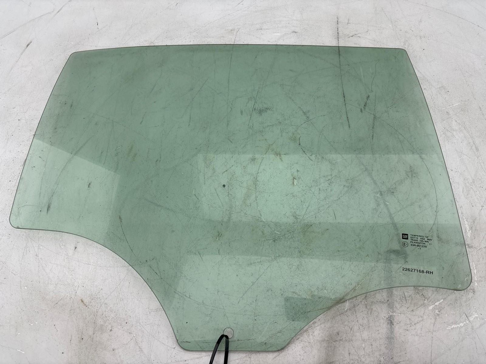 2004-2008 CHEVROLET MALIBU REAR RIGHT PASSENGER SIDE DOOR GLASS WINDOW OEM