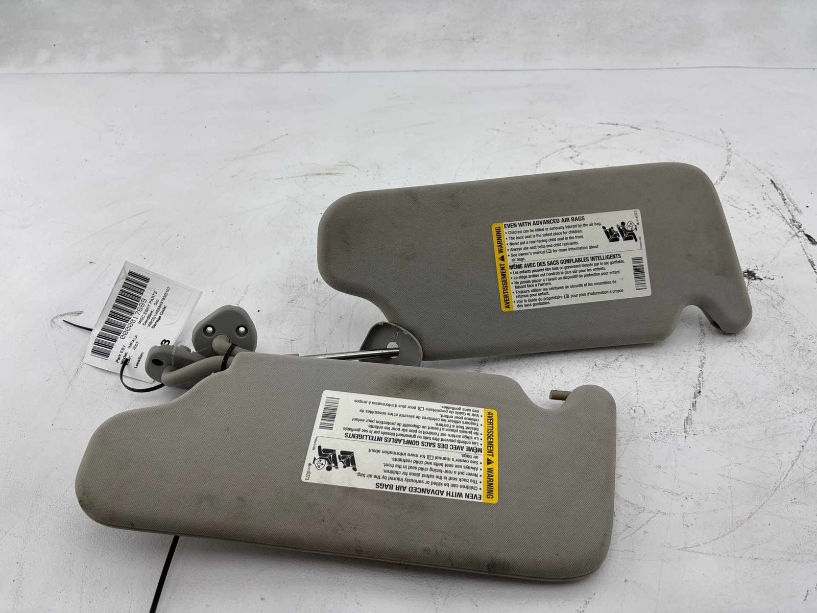 2006 - 2016 Chevrolet Impala Front Right & Left Side Sun Visor Sunvisor Pair OEM