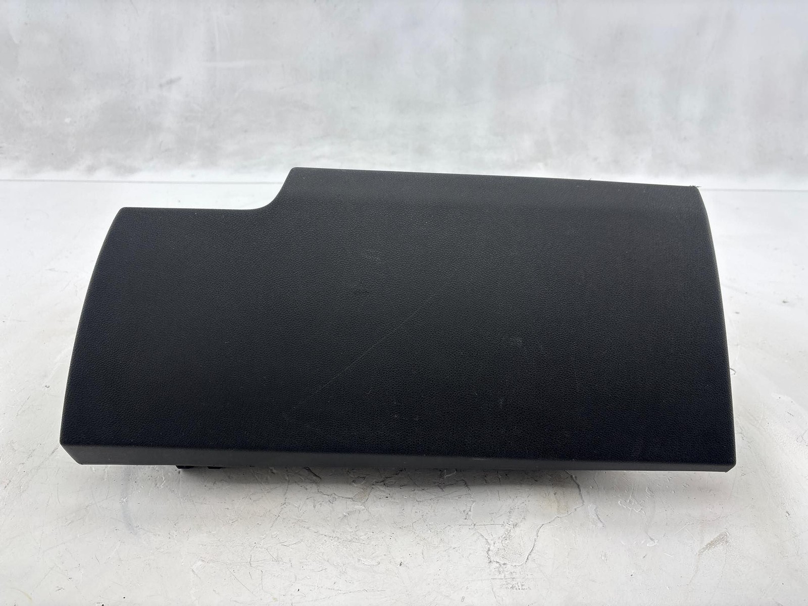 2016-2020 Kia Sorento Dash Glove Box Storage Compartment OEM