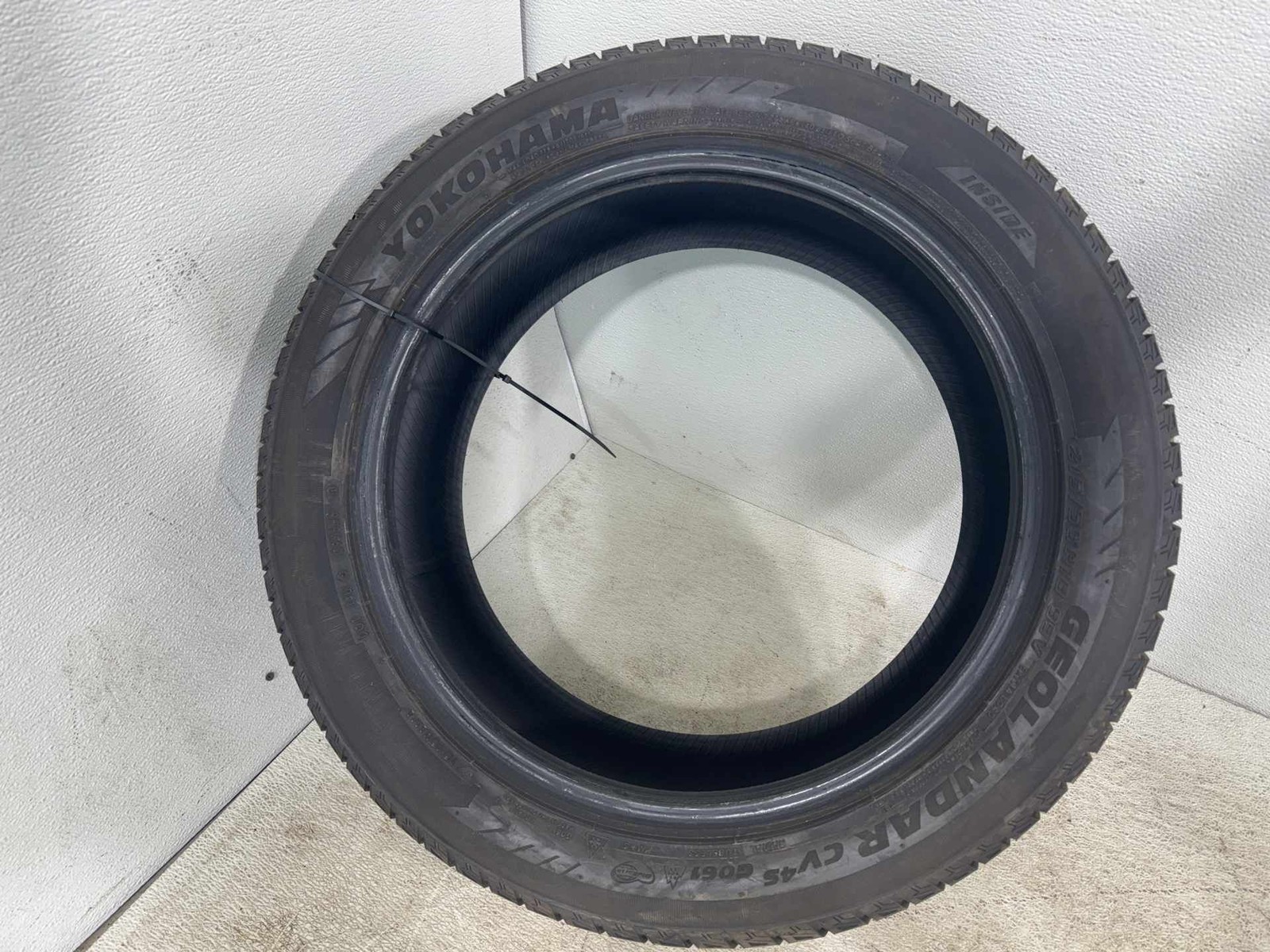 Yokohama Geolandar CV 4S G061 Used Tire 215/55 R18 99V 11/32
