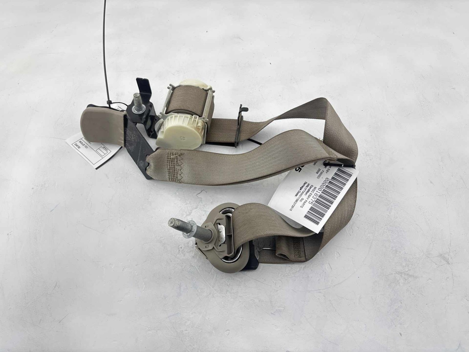 2008-2010 Ford F-350/F-250SD Rear Right Seat Belt OEM