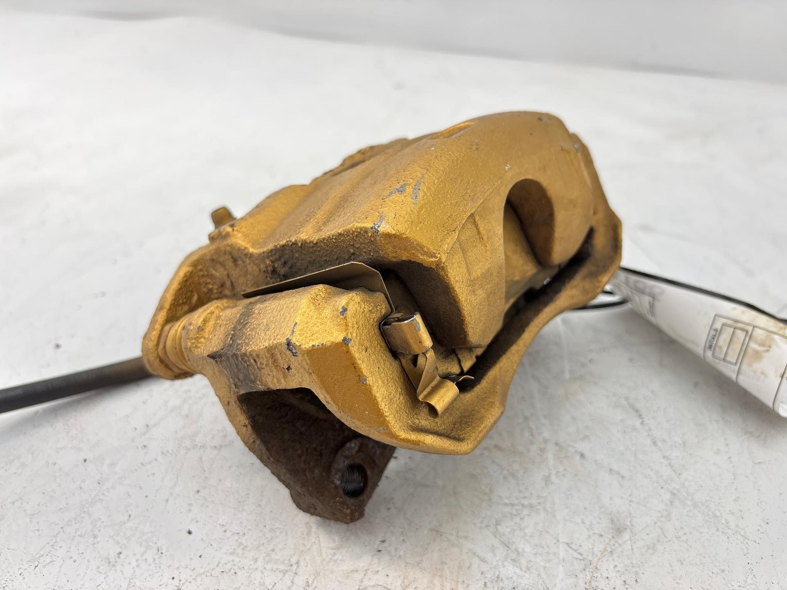 2011-2017 Nissan Juke Front Right Brake Caliper Assembly OEM