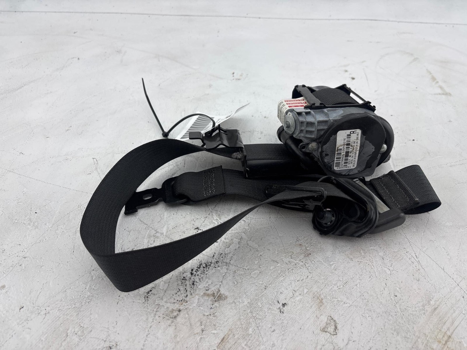 2012-2017 Chevrolet Equinox Front Right Seat Belt OEM