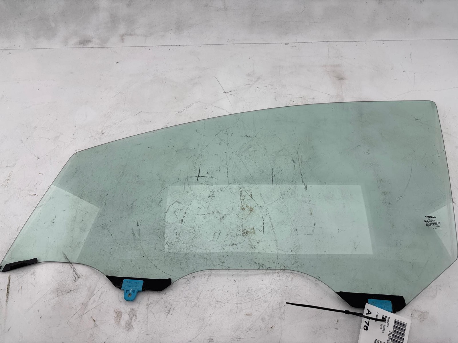 2014-2017 Nissan Versa Hatchback Front Left Door Window Glass OEM