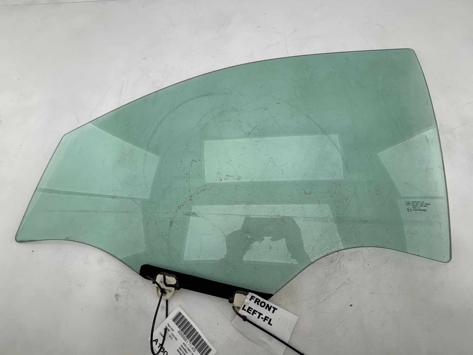 2009 - 2017 Chevrolet Traverse Front Left Driver Side Door Window Glass OEM