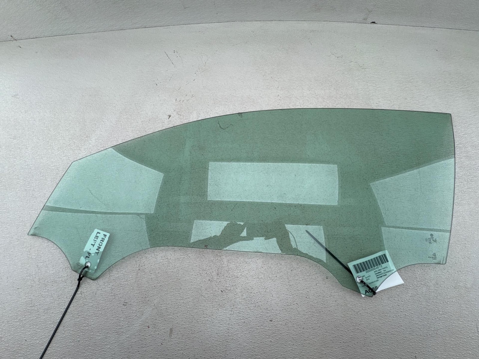 2015-2017 Volkswagen Golf 2 DR Driver Left Side Front Door Window Glass LH