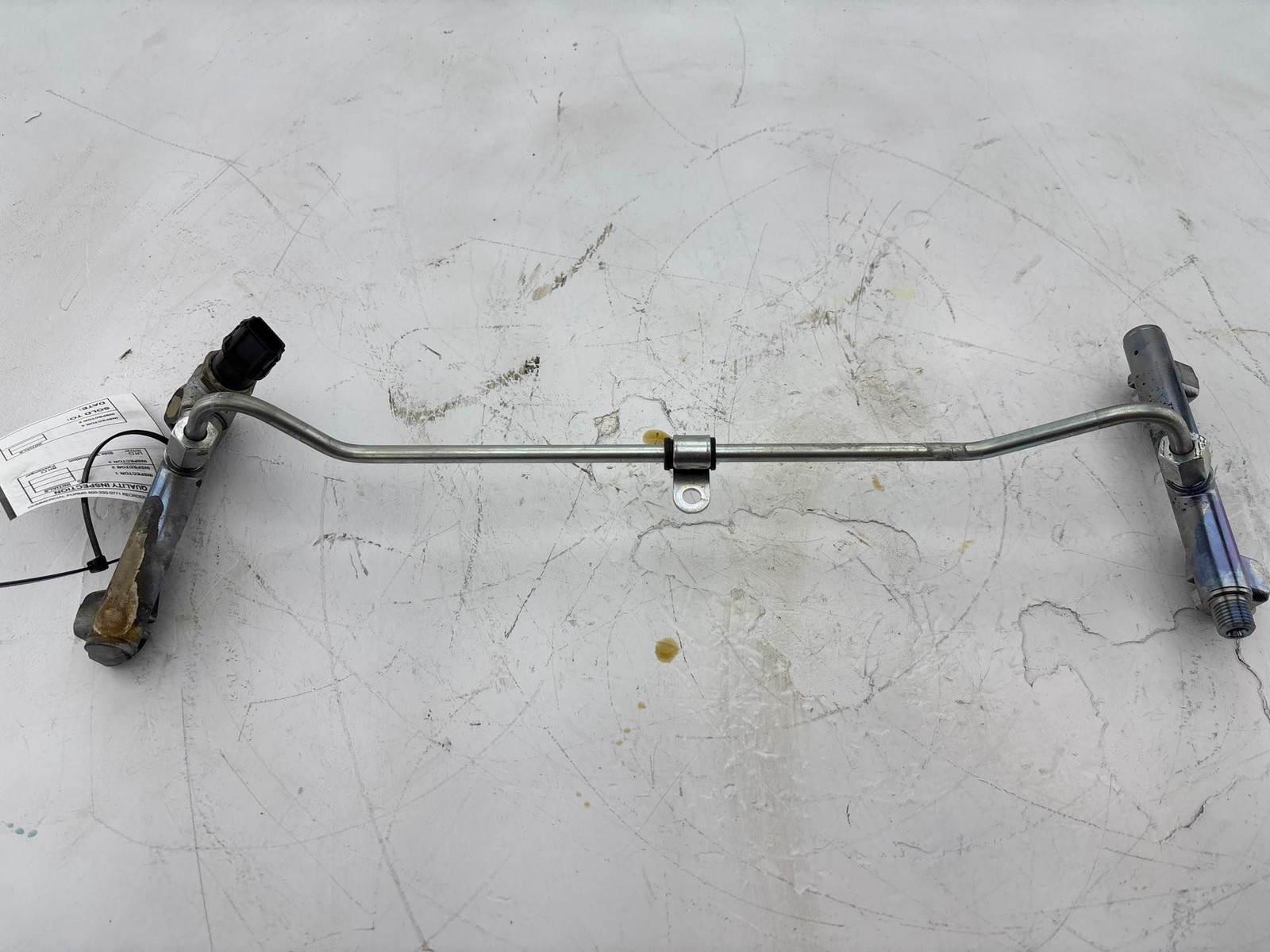2022-2024 Subaru BRZ / Toyota GR86 Fuel Injection Rail OEM 17522-AB041