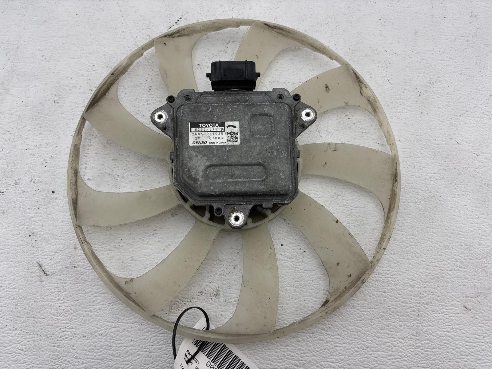 2017 - 2022 Toyota Prius Prime Left Radiator Cooling Fan Motor & Blade OEM