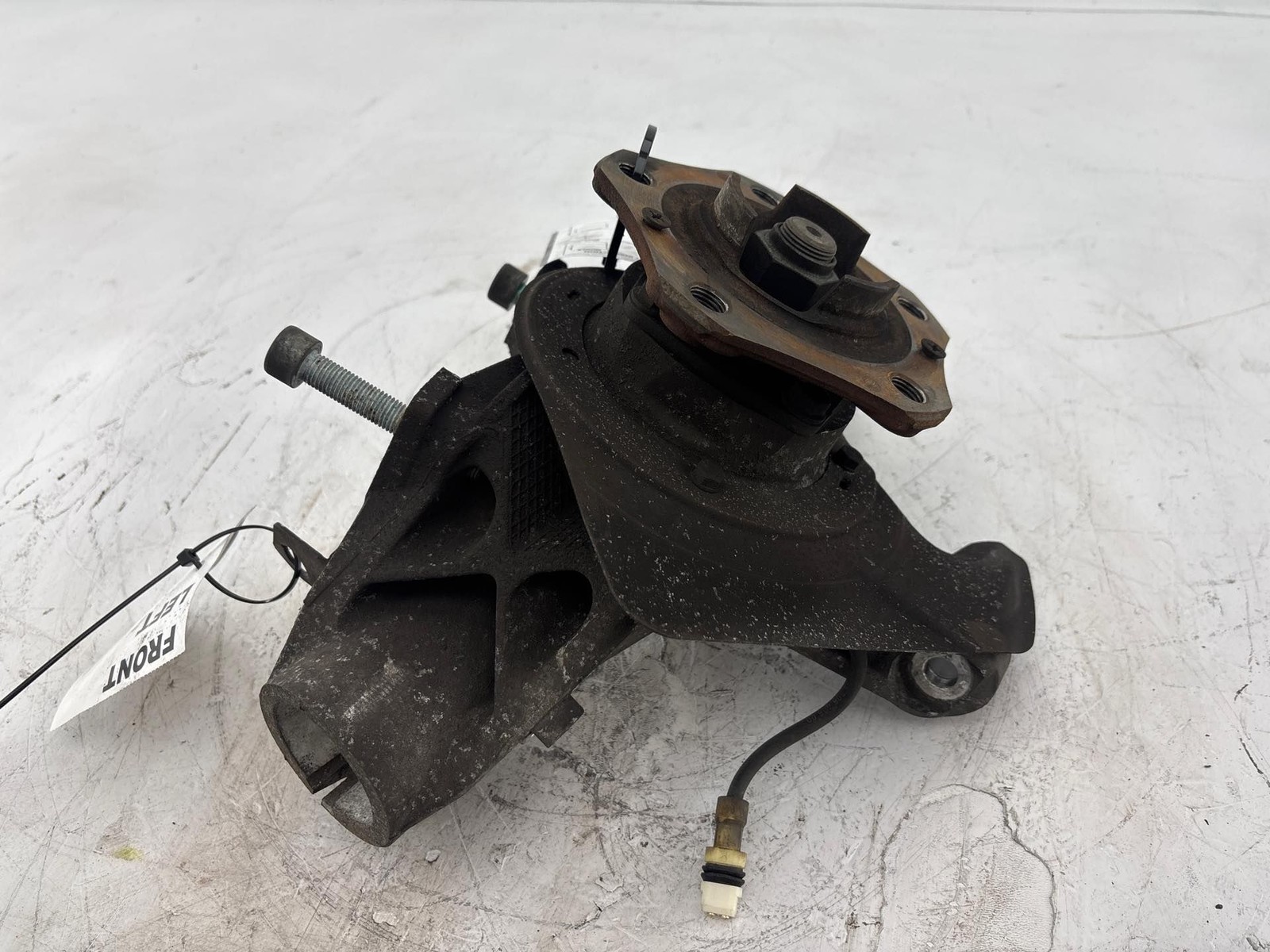 1997-2004 Porsche Boxster 986 Front Left Spindle Knuckle Hub OEM
