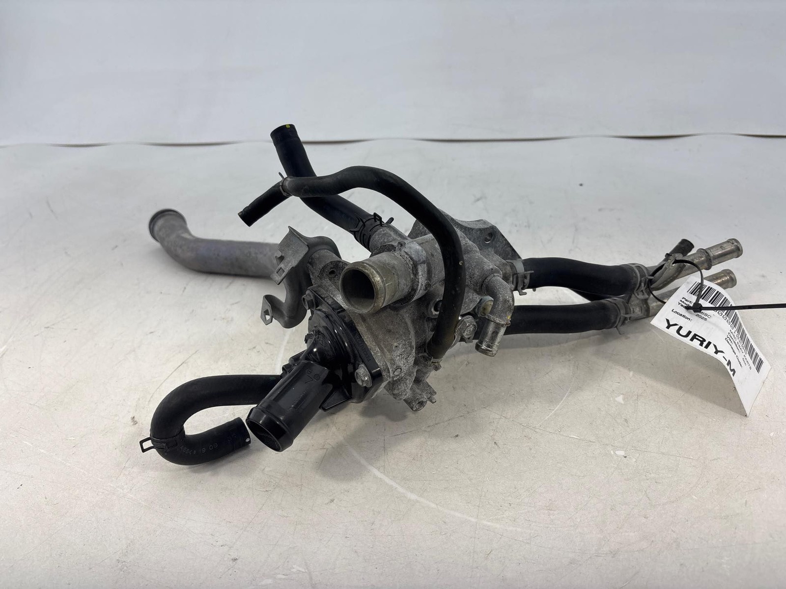 2019-2024 ACURA RDX ENGINE MANIFOLD COOLANT THERMOSTAT HOUSING OEM