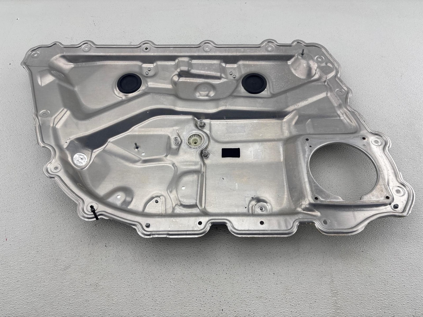 2004-2010 Audi A8 Rear Left Window Mounting Plate & Regulator OEM