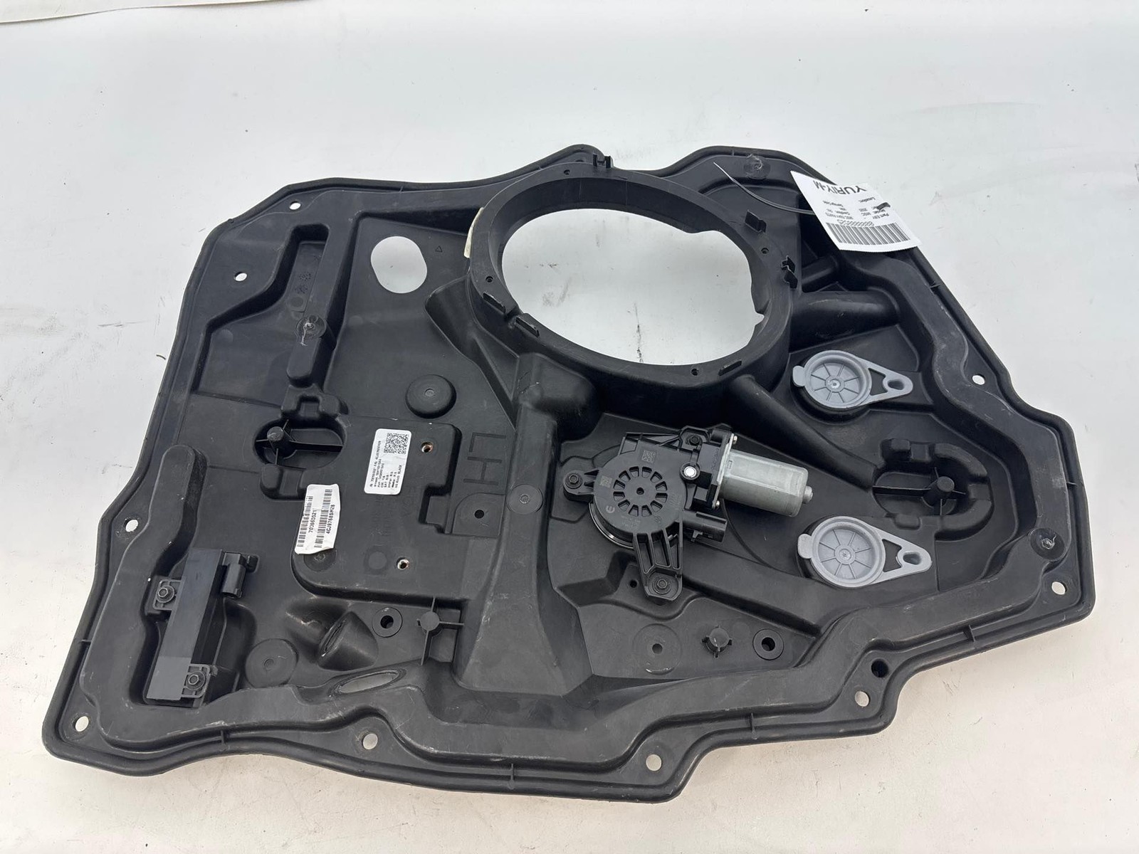 2019-2024 RAM 1500 QUAD CAB REAR RIGHT SIDE DOOR WINDOW REGULATOR W/ CARRIER OEM