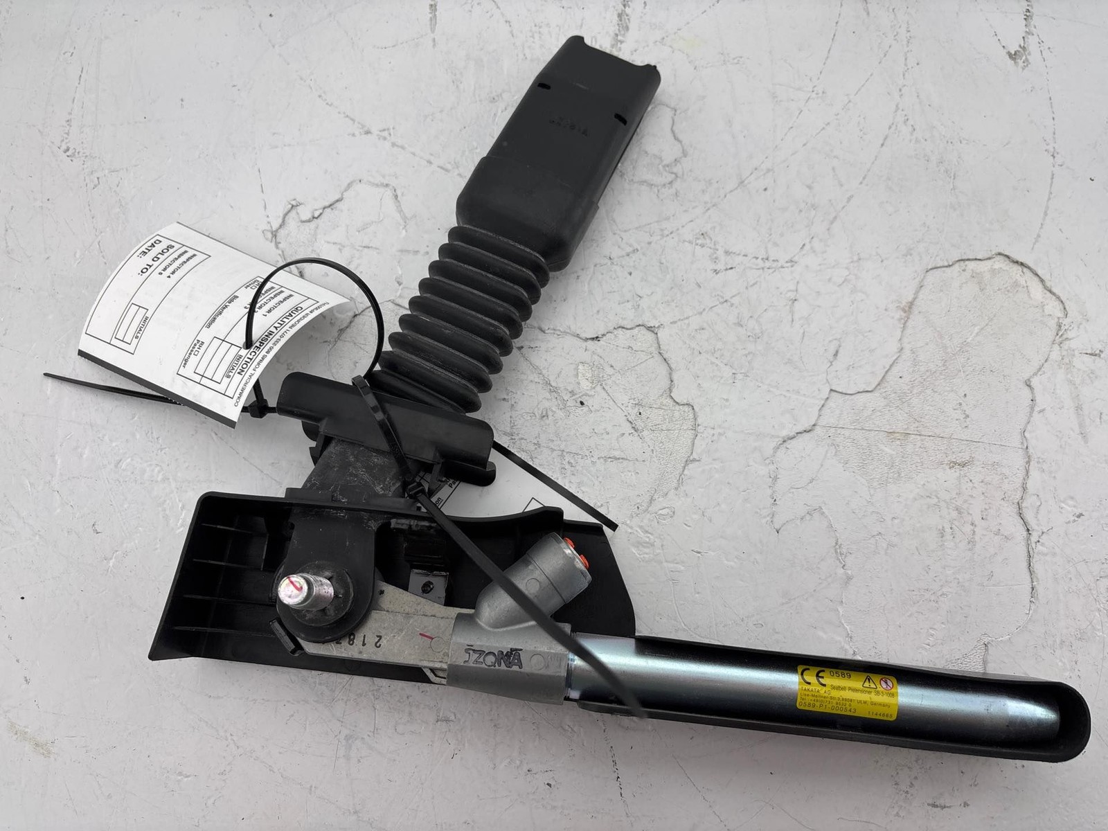 2014 - 2023 Infiniti Q50 Front Right Passenger Side Seat Belt Pretensioner OEM