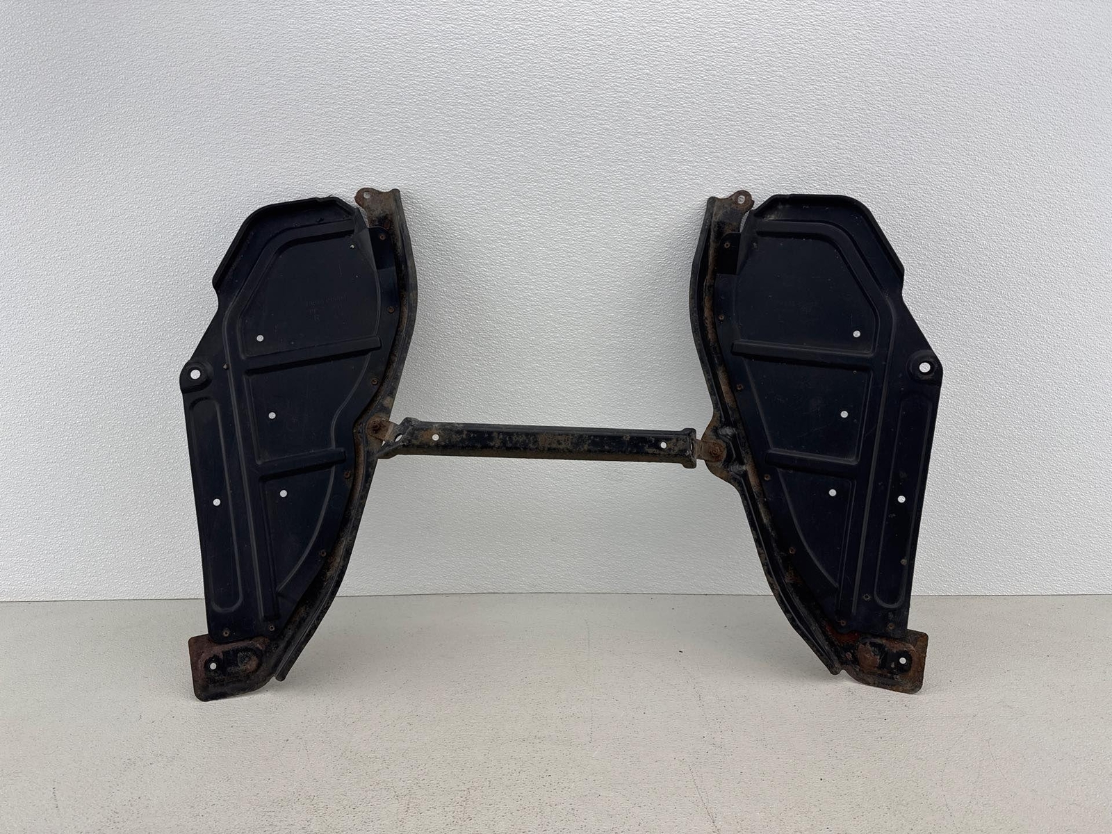 2003-2007 Nissan 350Z Right & Left Underbody Splash Guard 74814-Cd800
