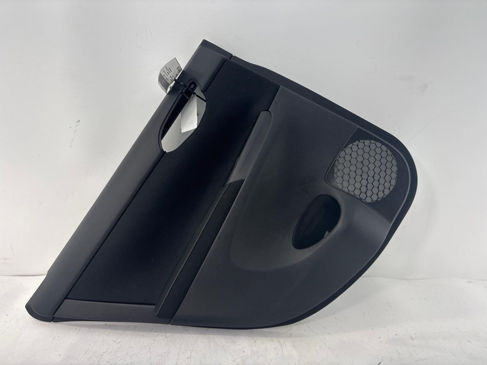 2015-2019 Nissan Sentra Rear Interior Door Panel Driver Side Lh Oem