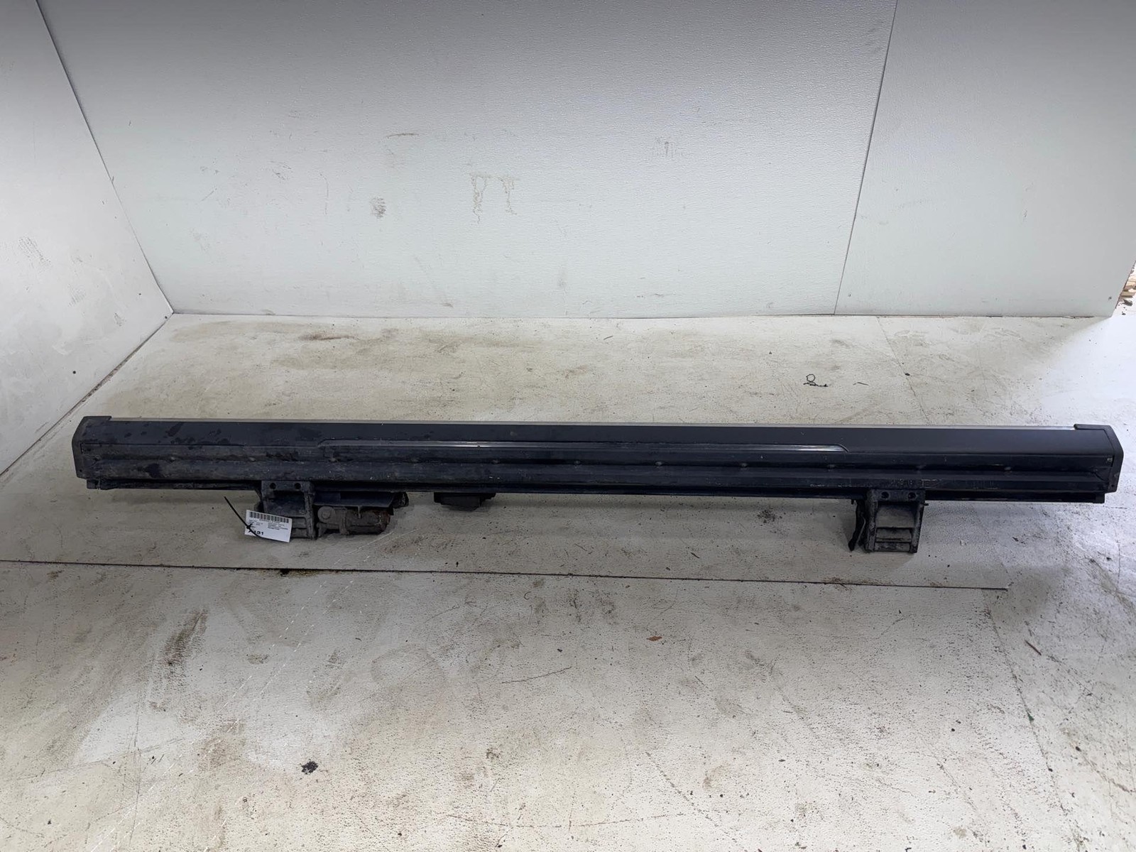 2018-2020 Gmc Yukon Xl 1500 Left Driver Side Running Board Step Rail Oem
