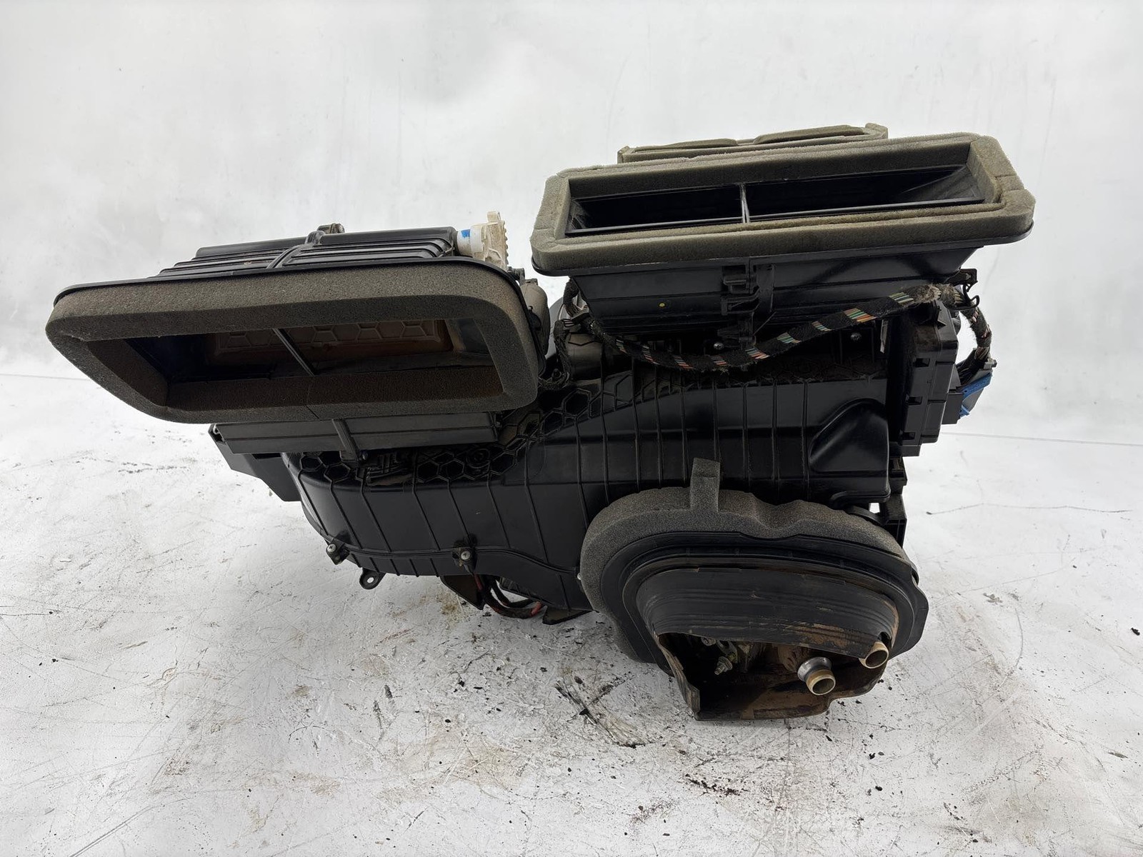 2017-2021 Jeep Compass Hvac Climate Heater Blower Housing Box Oem