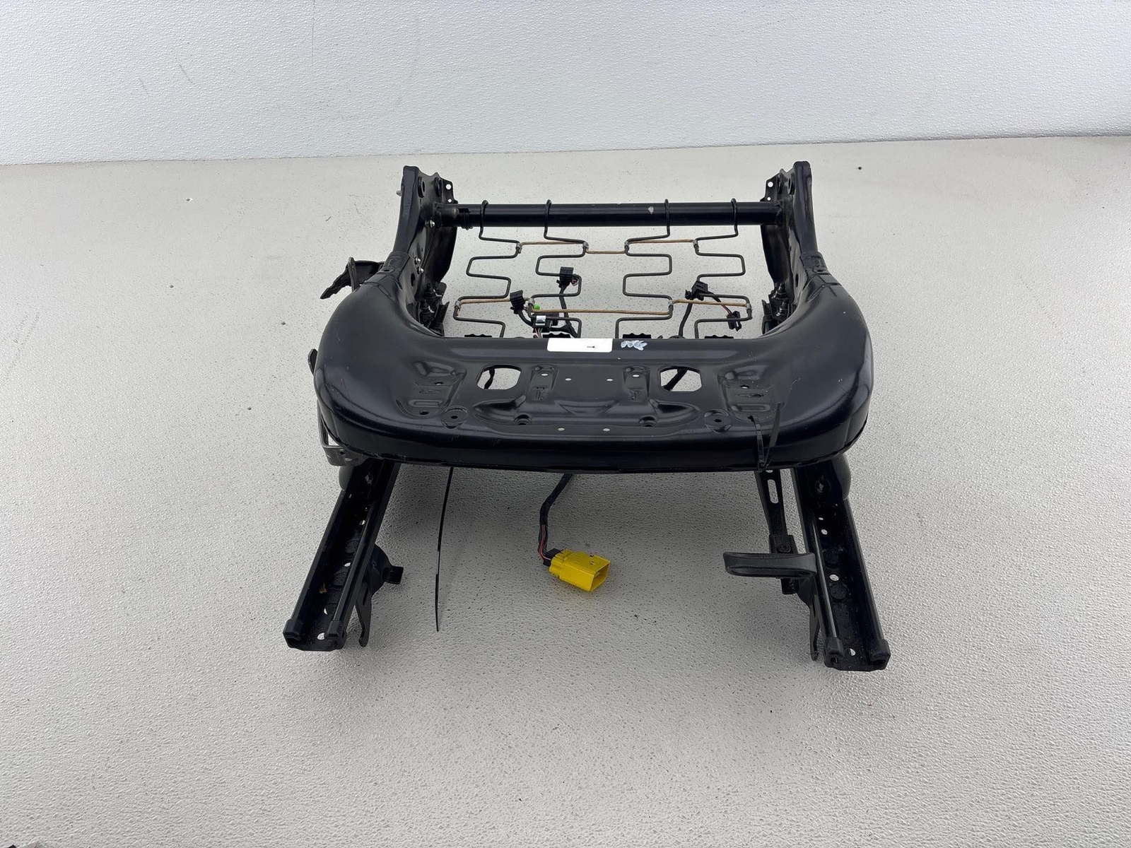 2010-2016 Gmc Terrain Front Right Seat Track Frame Oem