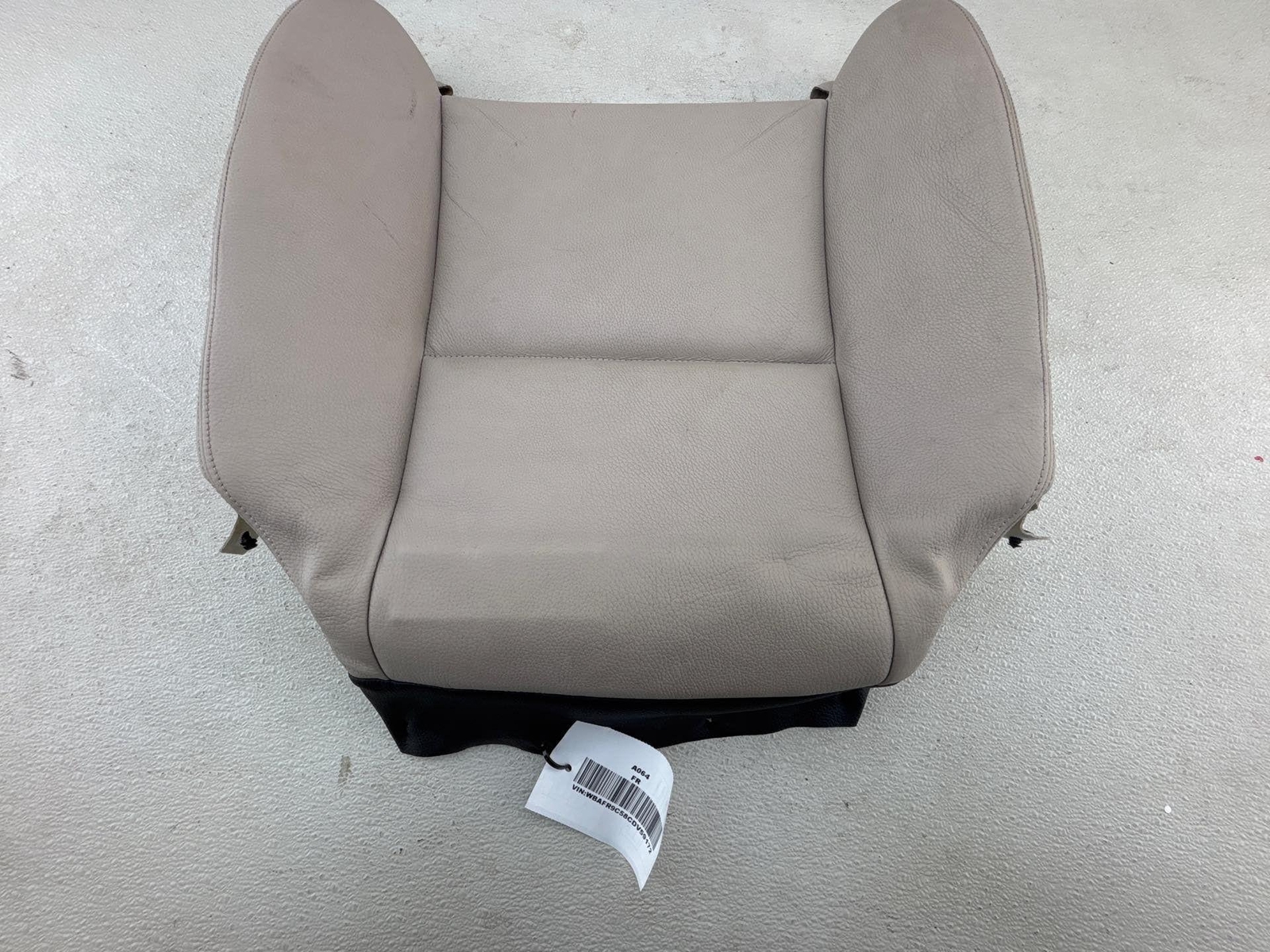 2011-2013 Bmw 550I Front Right Lower Seat Bottom Cushion Oem