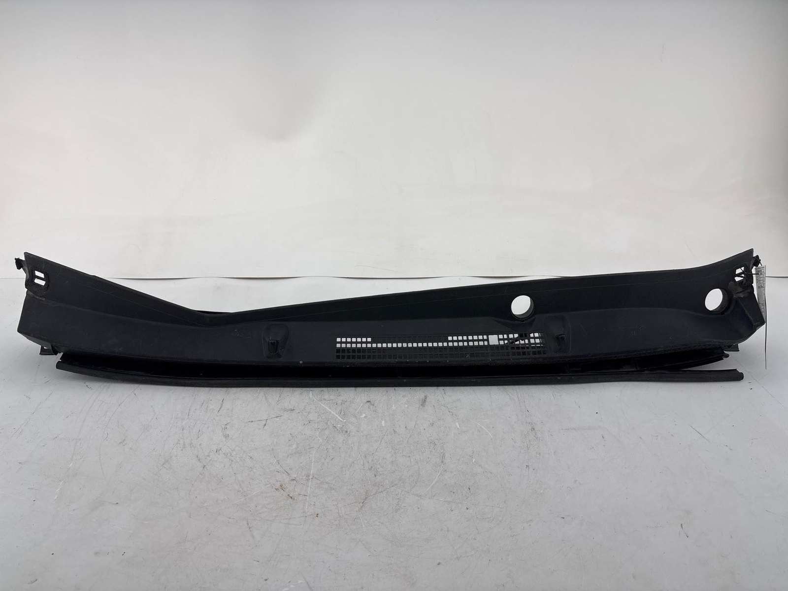 2015-2017 Subaru Wrx Premium Windshield Wiper Cowl Vent Panel Trim Cover Oem