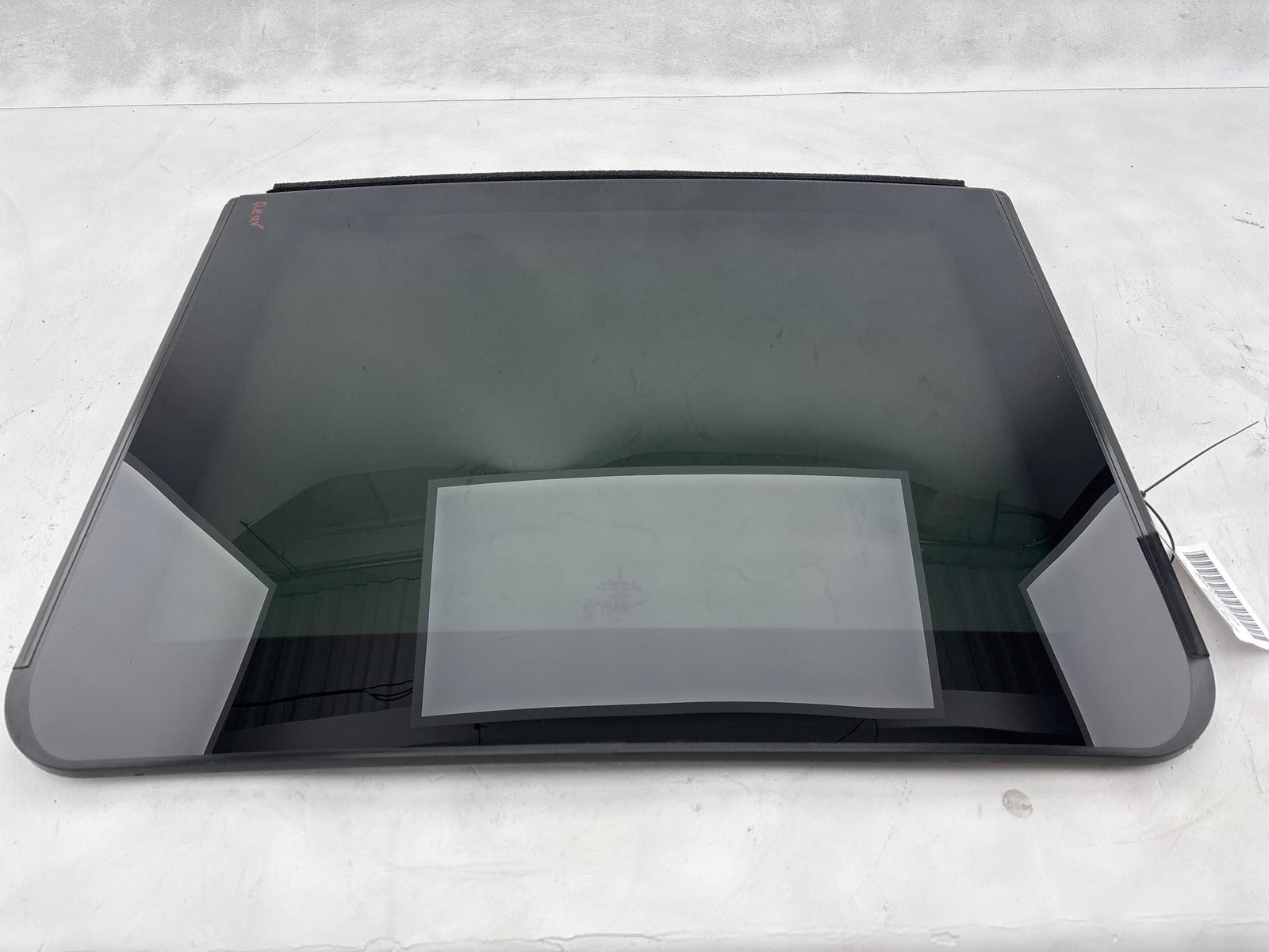 2016-2018 Lincoln MKX Rear Sunroof Glass Moonroof Glass OEM