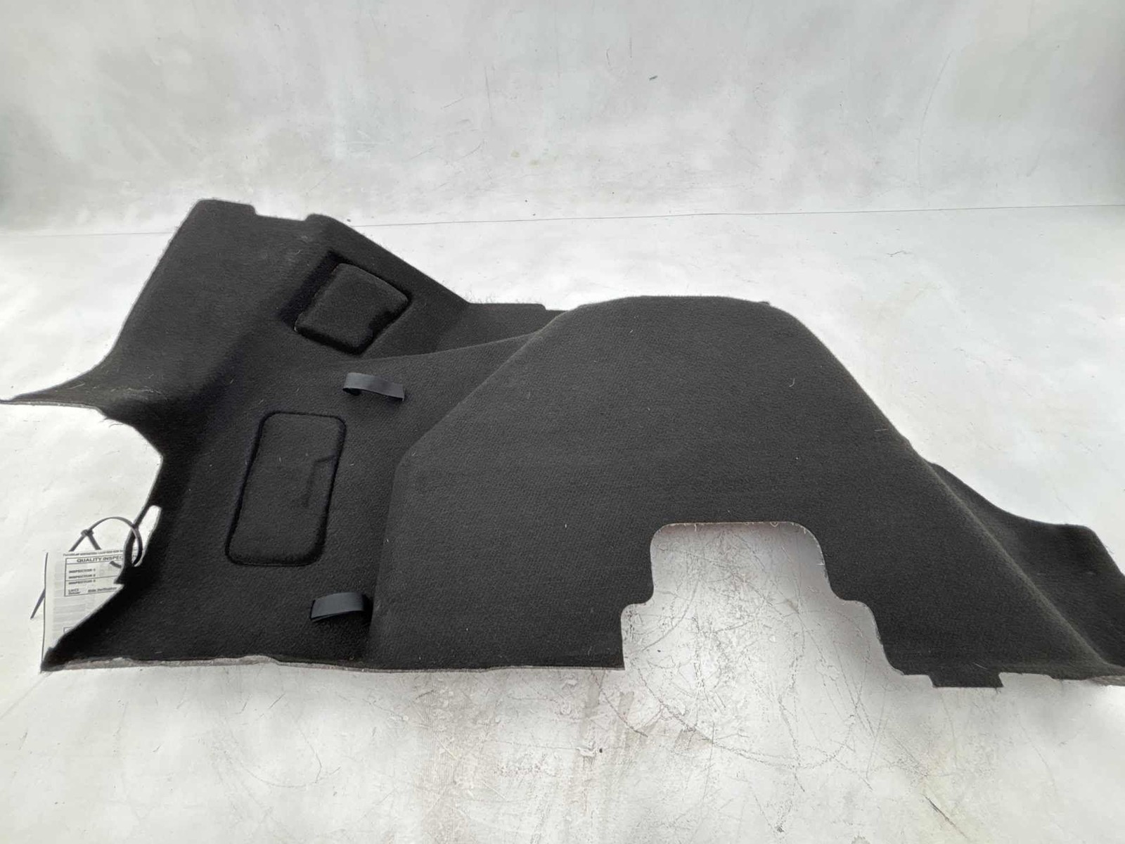 2016-2018 Ford Focus Rs Rear Left Quarter Trunk Panel Trim Oem